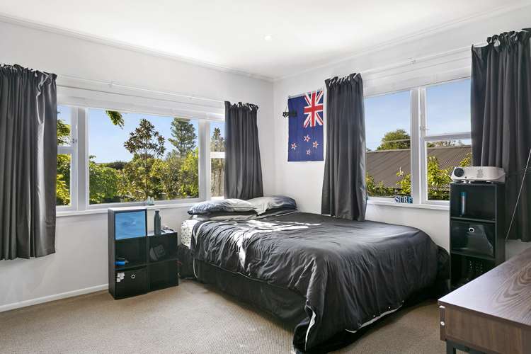 31 Chesham Avenue Waipahihi_11