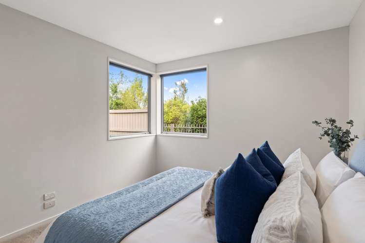 18 Henley Green Northwood_15