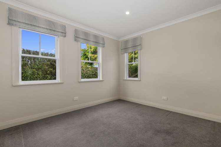 59 Contour Avenue Pyes Pa_30