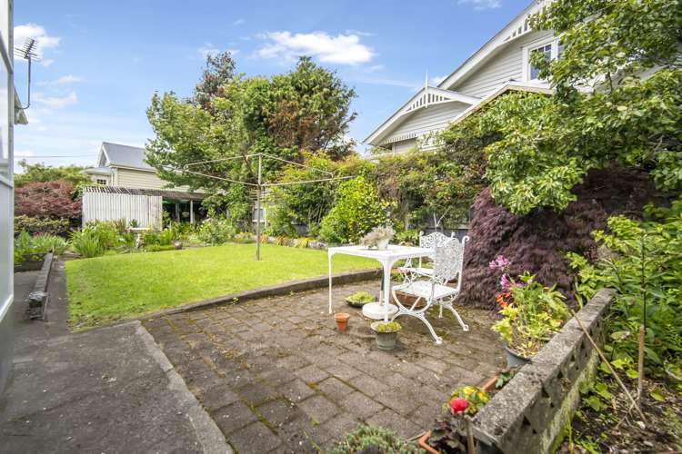 221 Tukapa Street Westown_16