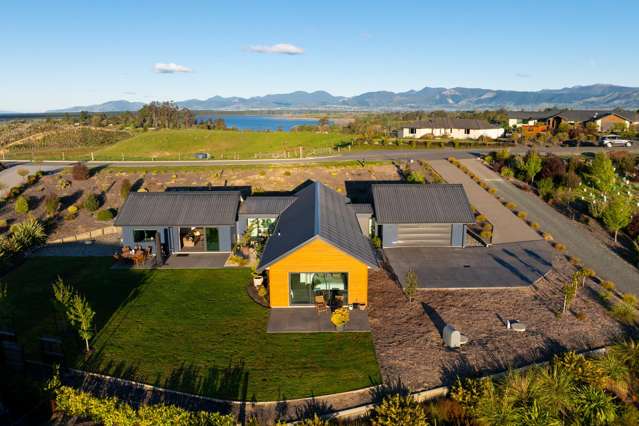 Luxury Lifestyle in Prestigious Galeo Estate