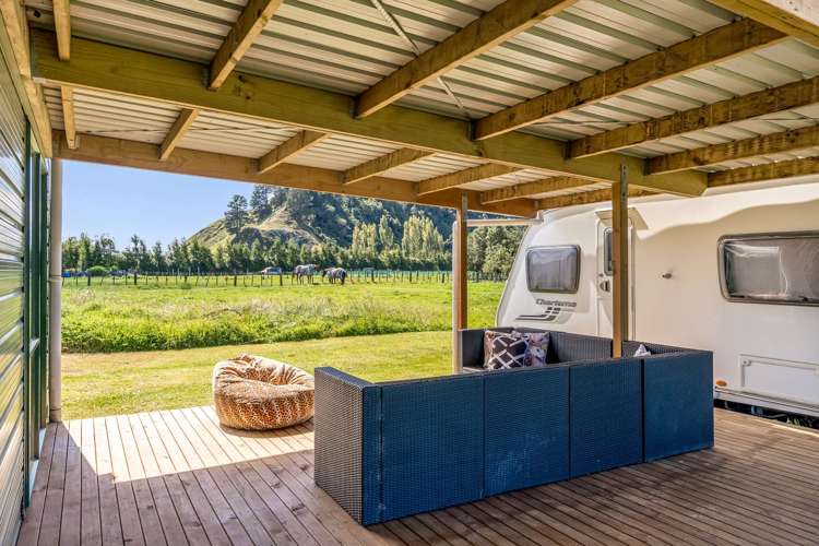 37 Banks Street Tolaga Bay_3