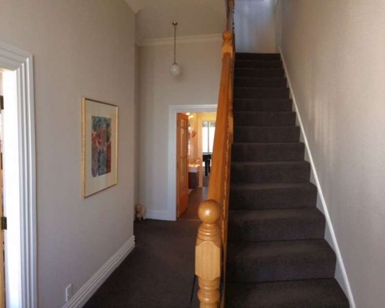 5 Moeller Street Mount Victoria_17