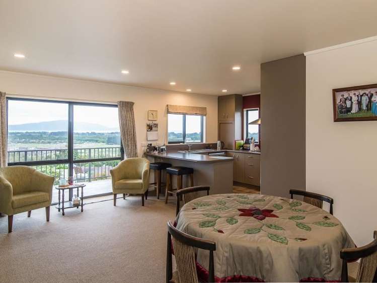 2 Matata Place Waikanae_5