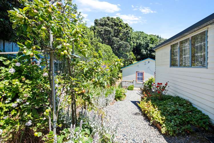 20 Sidlaw Street Strathmore Park_19