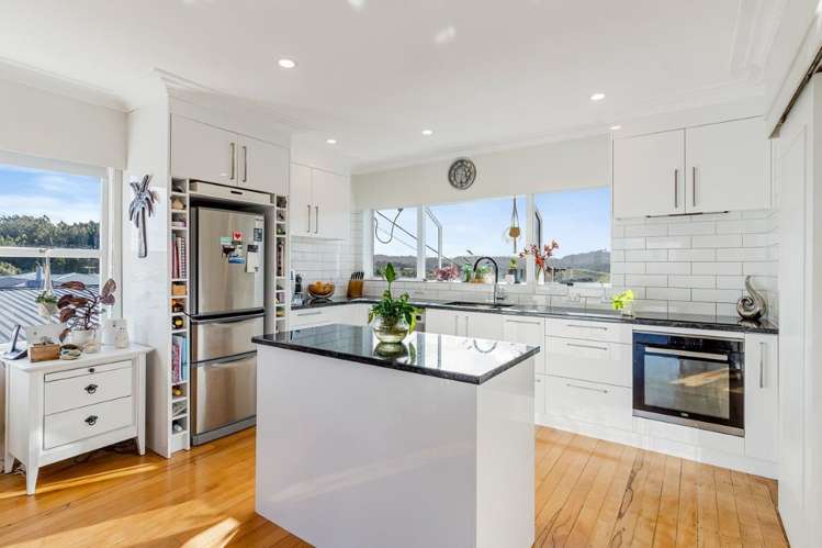 8 Hillcrest Road Hatfields Beach_14