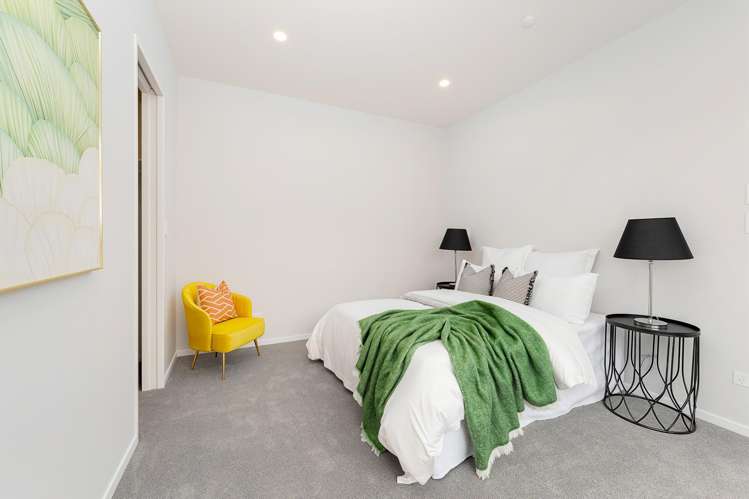 8 Furlough Road Opaheke_14
