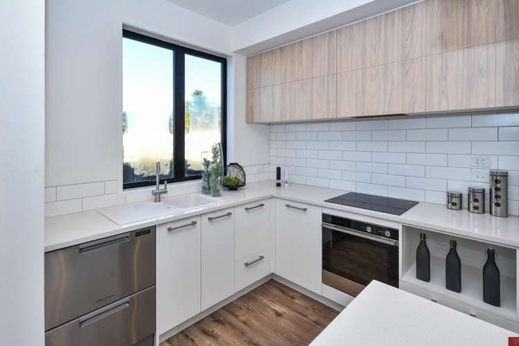 16 Tapuwae Way Mangere Bridge_14