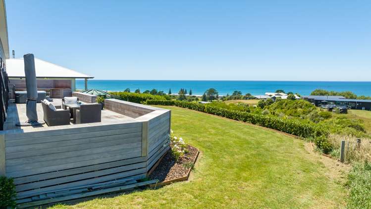 5 Pukeko Place Riversdale Beach_15