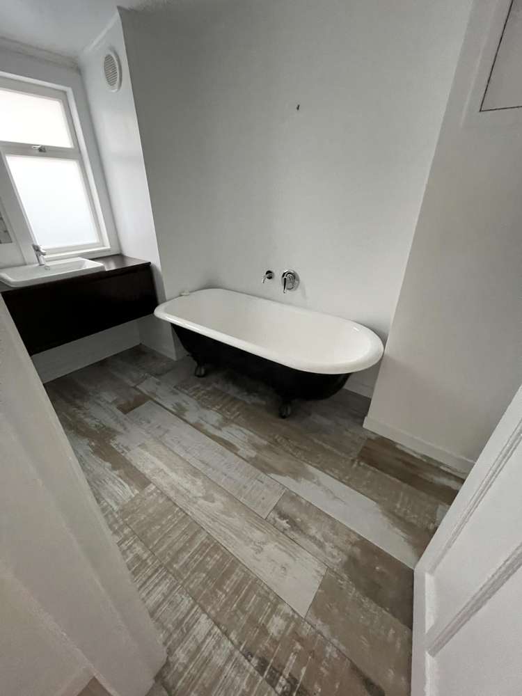 Address withheld New Lynn_9