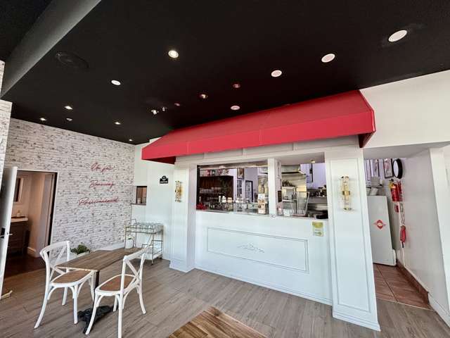 6/62-78 Hurstmere Road Takapuna_3