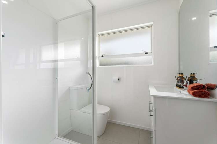 2/30 Gobray Crescent Mt Maunganui_6