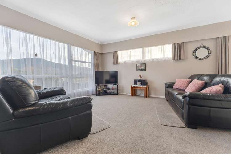 79 Pandora Avenue Westbrook_5