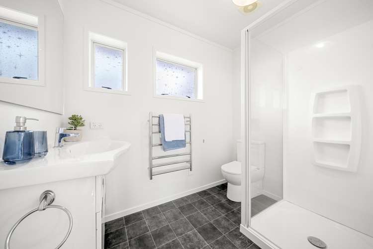 1/24 Stredwick Drive Torbay_13