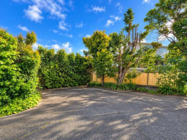 1/30 Martin Crescent Northcote_1