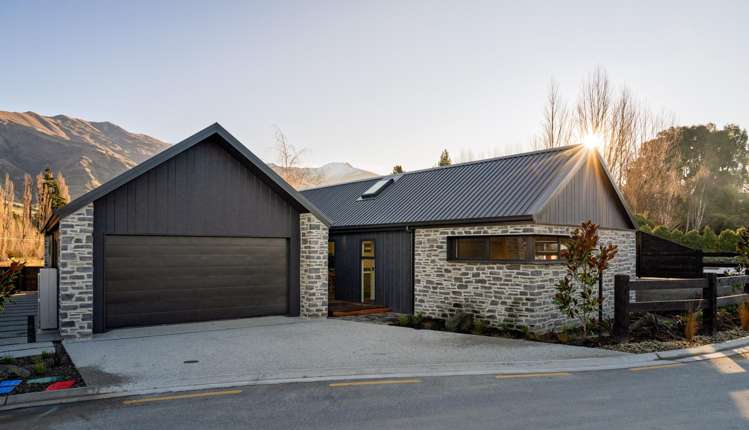 7 Kamana Rise Wanaka_25