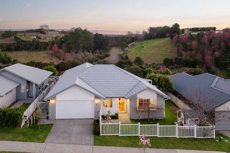 44 Puhirake Crescent Pyes Pa_33