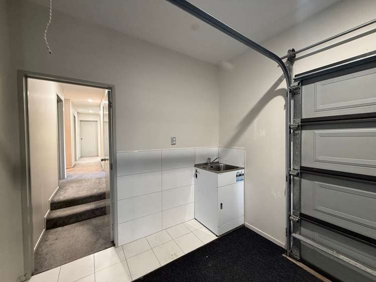 21 Bangla Place Massey_10