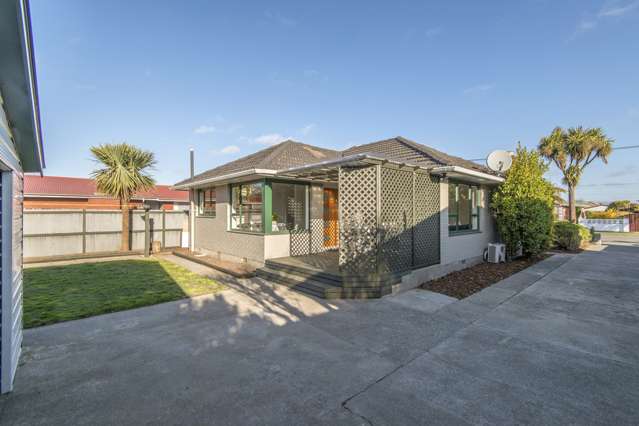 61 Daniels Road Redwood_1