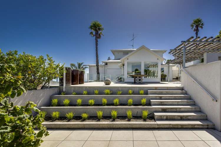 8 Kowhai Road Bluff Hill_4
