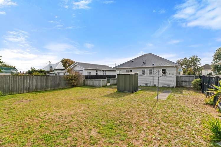 22 Oram Avenue New Brighton_23