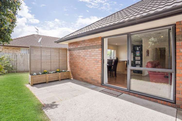 6 Old Park Place Takanini_8