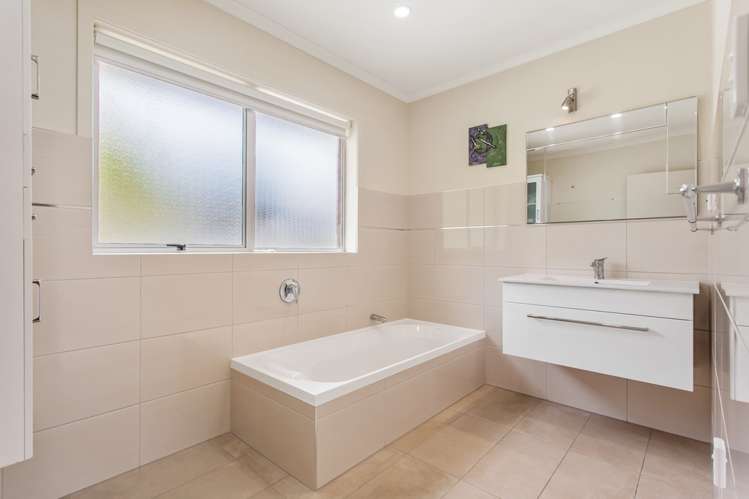 27 Gibbs Crescent Red Hill_12