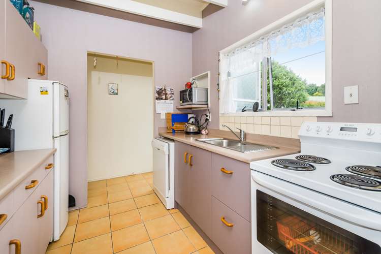 1/13 Gatman Street Birkdale_5