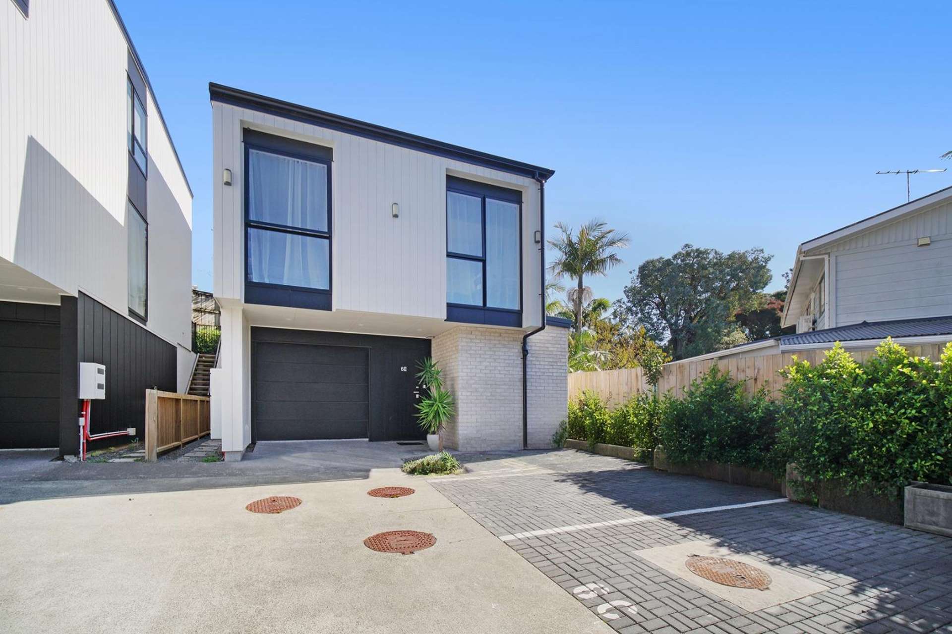 6E Bacot Place 10679_0