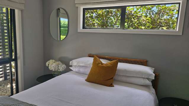 CAMBRIDGE UNIT - ALL EXPENSES INCLUDED IN RENT