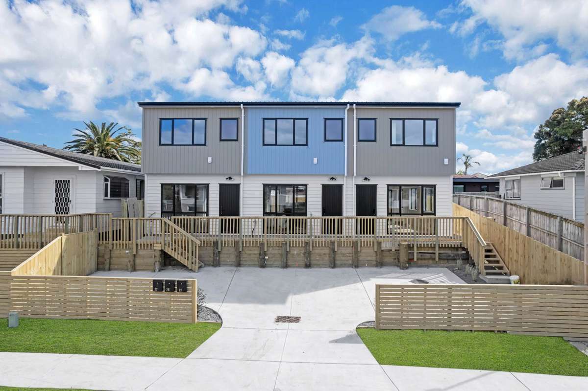 23 Robert Allen Way_0
