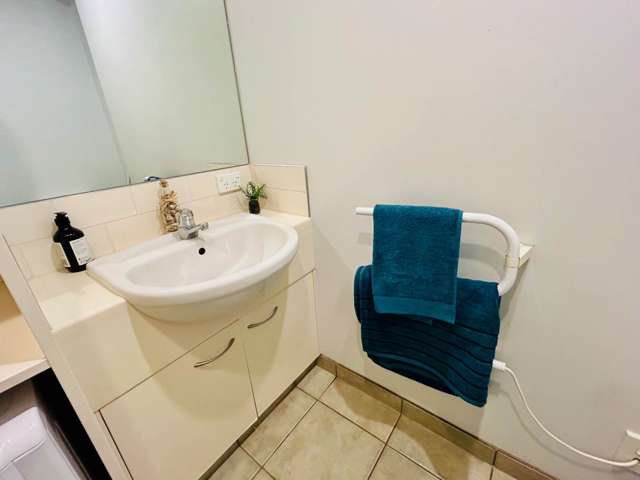 9A/508 Queen Street City Centre_4