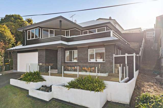 2/9 Colmar Road Mellons Bay_1