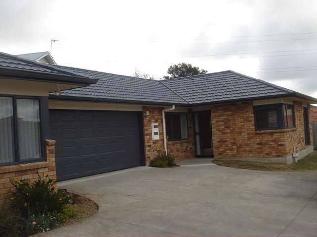 61 De Havilland Drive Goodwood Heights_3