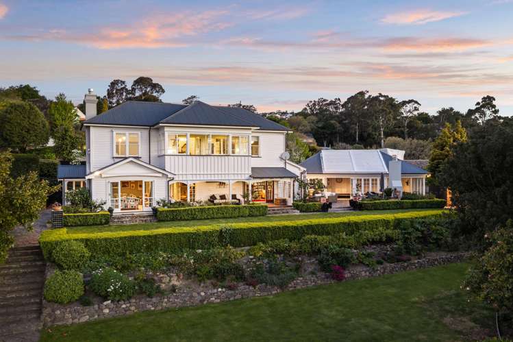 17 Heaton Rhodes Place Cashmere_1