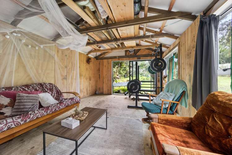 28 Tasman View Road Bethells Beach_17