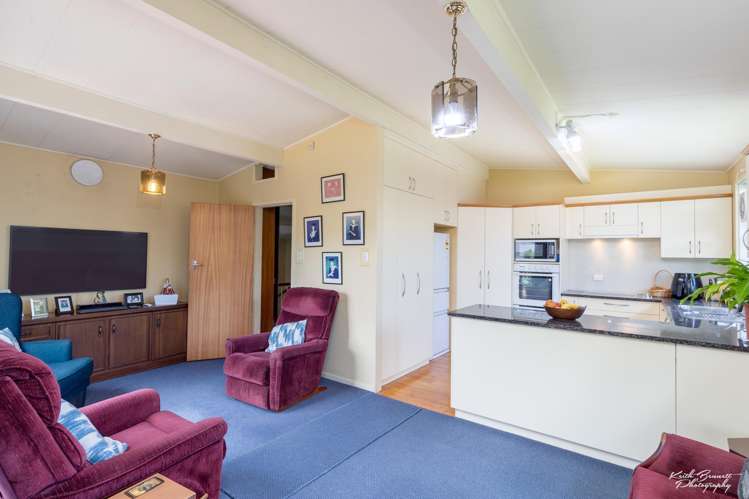 13 Arnot Avenue Clouston Park_12