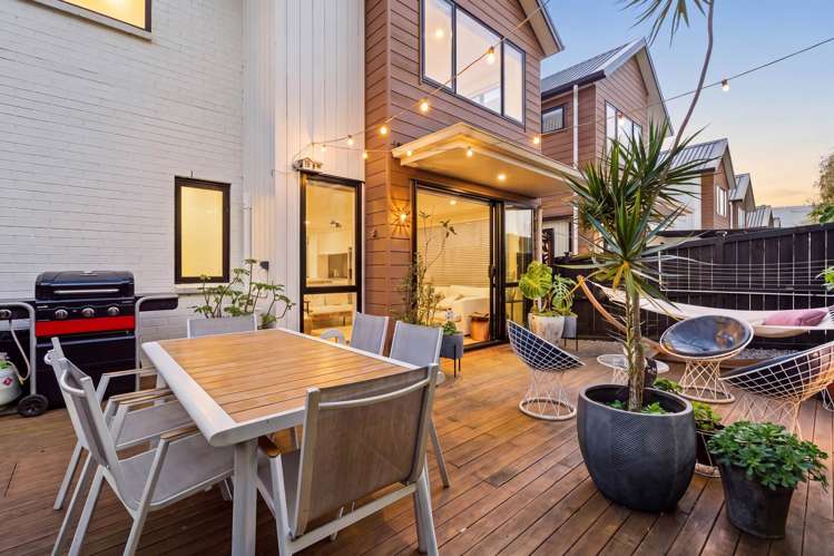 56 Seafarer Crescent Stanmore Bay_9