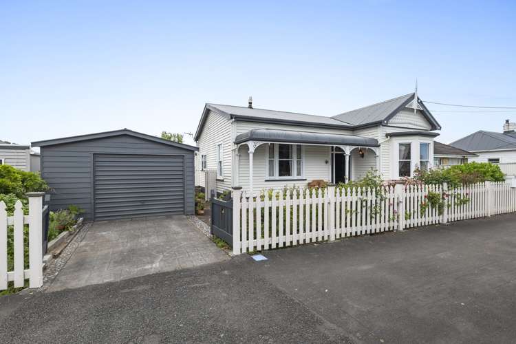 132 Tukapa Street Westown_39