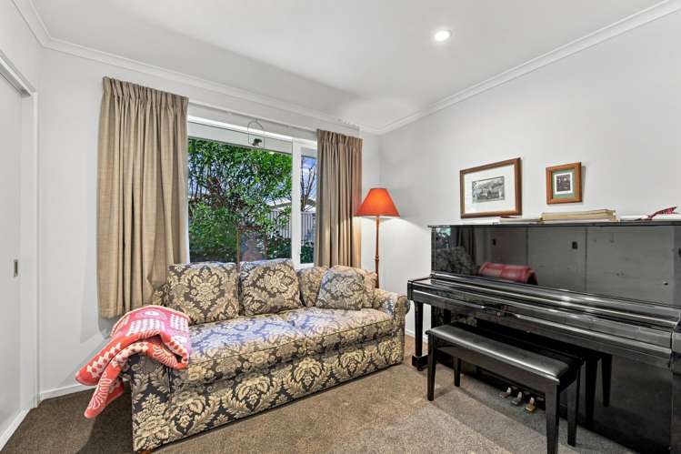 30 Concordia Drive Richmond_12