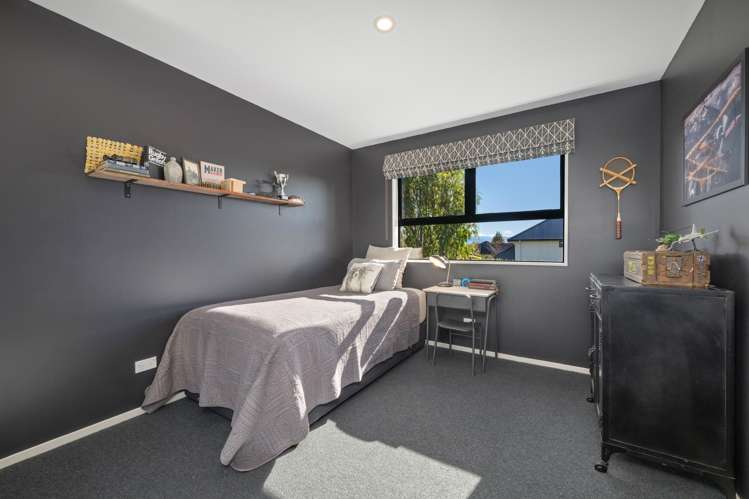 8 Bradleigh Park Fairhall_24