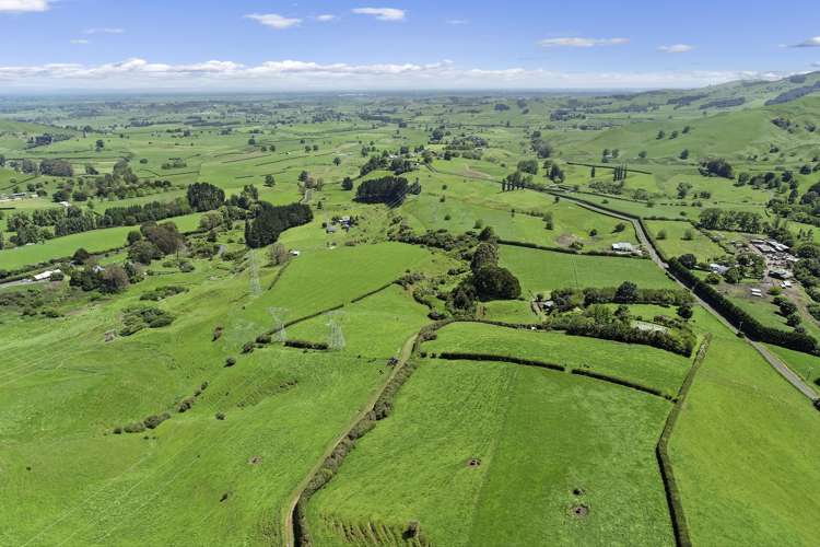 100 Rahiri Road Rotoorangi_30