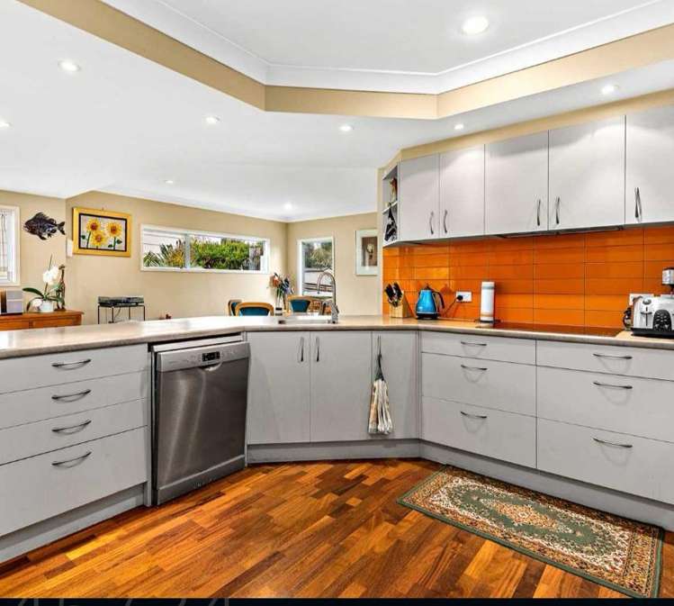 80 Ravenwood Drive Forrest Hill_5