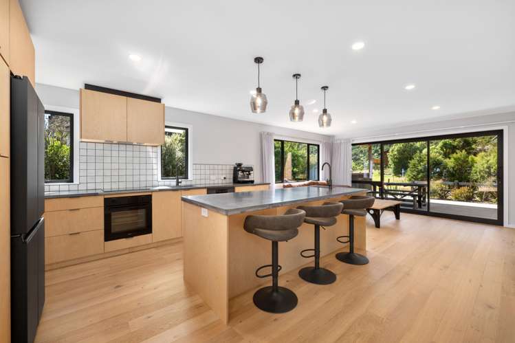 30 and 32 Matai Street Tennyson Inlet_7