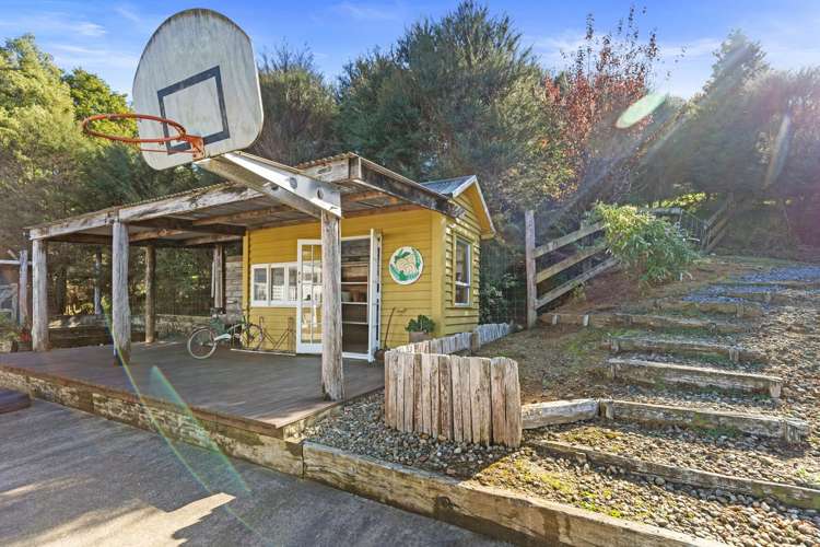 99 Otonga Valley Road Raglan_21