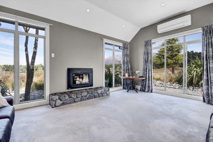 21 Tussock Lane, Terrace Downs Windwhistle Selwyn Houses for Sale