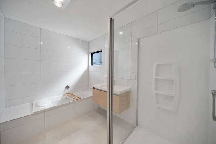 43 Parkmore Drive Karaka_10