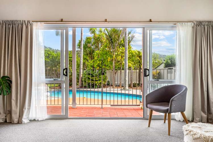 48 First Avenue Avenues_12