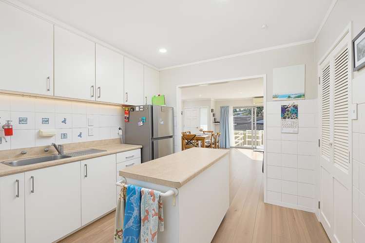 2/219 Edmonton Road Te Atatu South_20