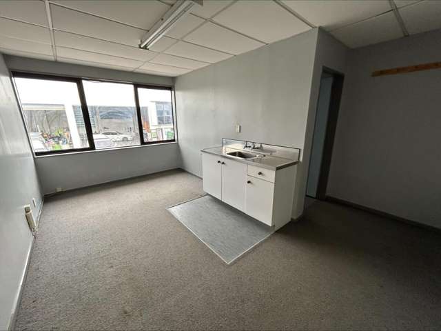 2/4 Kellow Place Wiri_4